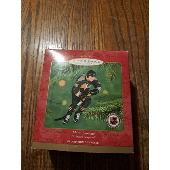 Vintage 2001 Hallmark Ornament Mario Lemieux Pittsburgh Penguins NHL NOS w Box - Picture 1 of 6